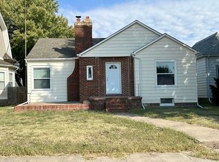 468 W 3rd St, Hoisington, KS 67544