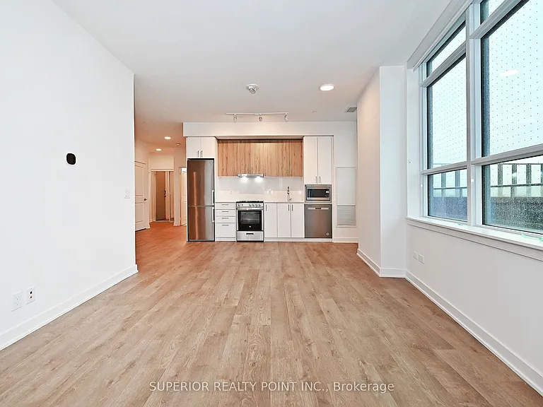 30 Upper Mall Way #A214 — Photo 11