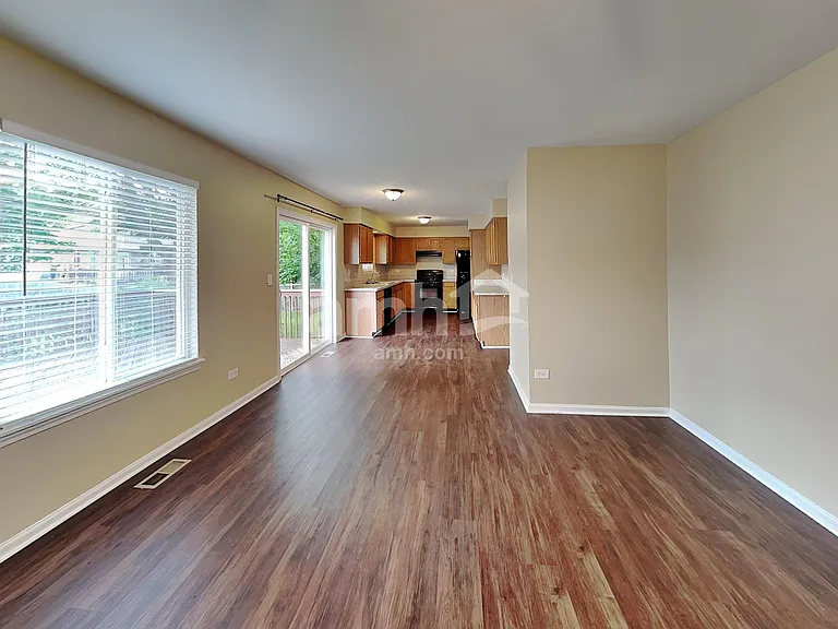 609 Red Barn Trl — Photo 9