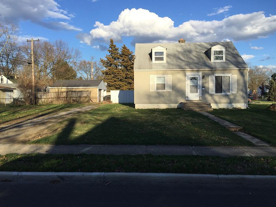 1st image of 3148 Hiawatha St