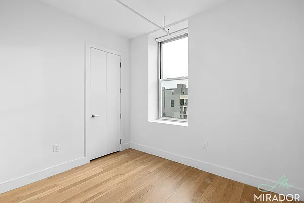 Rented by Mirador Real Estate | media 21