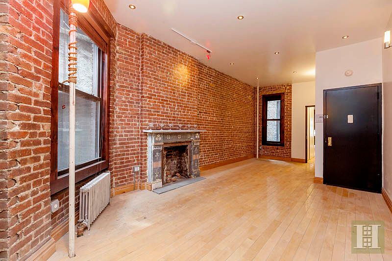 1st image of 350 W 48th St APT 4W