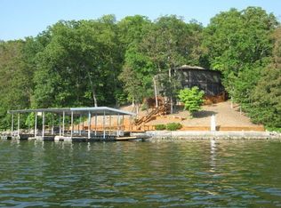 39 Lake Forest Rd, Eldon, MO 65026