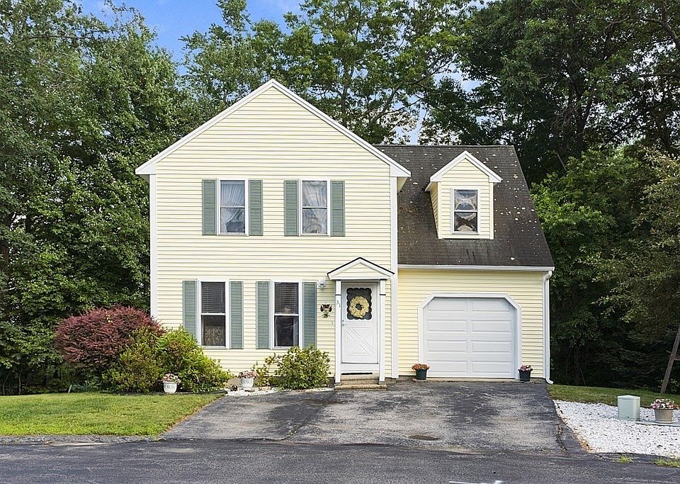 31 Dana Ct Dracut Ma 01826 Mls 72856243 Zillow