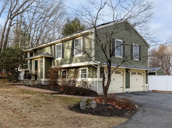 213 Lumber St, Hopkinton, MA 01748