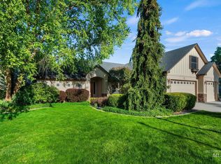 4946 N Villa Ridge Way, Boise, ID 83703