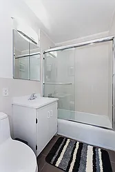 Rented by Manhattan Apartment Organization