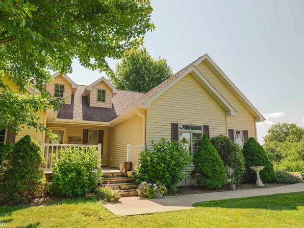 14988 Beaverdale Rd #1, Danville, IA 52623