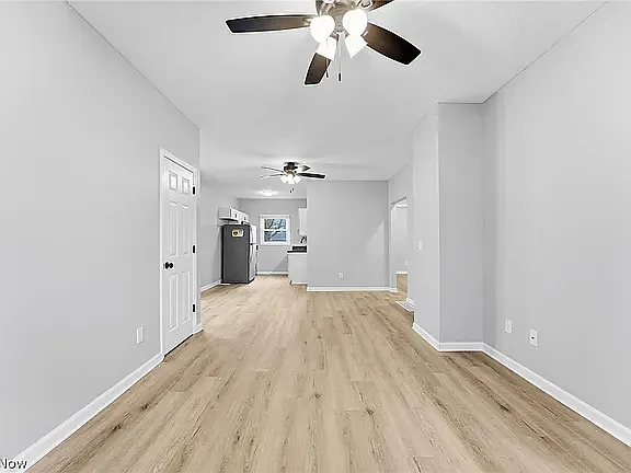 2 bed, 750 sqft, $1,600 — Photo 3