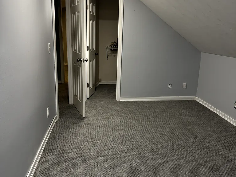 439 Fairview Ave — Photo 14