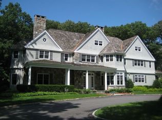 33 Carolyn Pl, Chappaqua, NY 10514