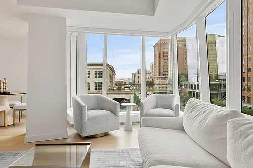 150 Seaport Blvd Photo 1