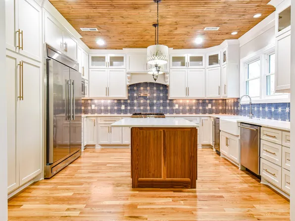 3635 Old Williamsport Rd, Williamsport, TN 38487