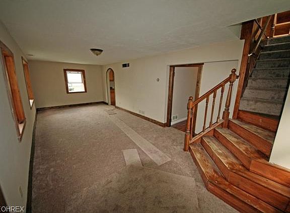 5th image of 1044 Cleveland St