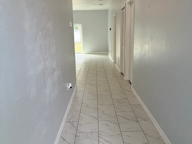 3601 1/2 E Fern St — Photo 7