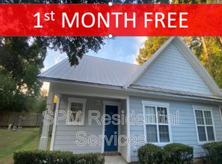 2525 Ebb Tide Ln, Wilmington, NC 28409