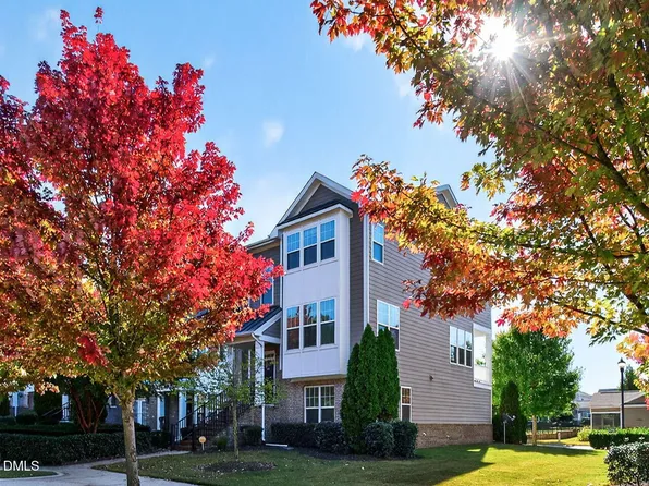 9328 Wooden Rd, Raleigh, NC 27617
