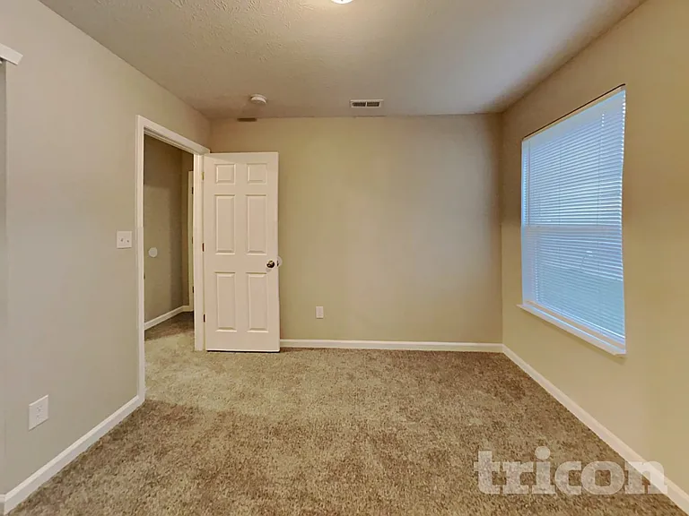1263 Brookdale Ct — Photo 7