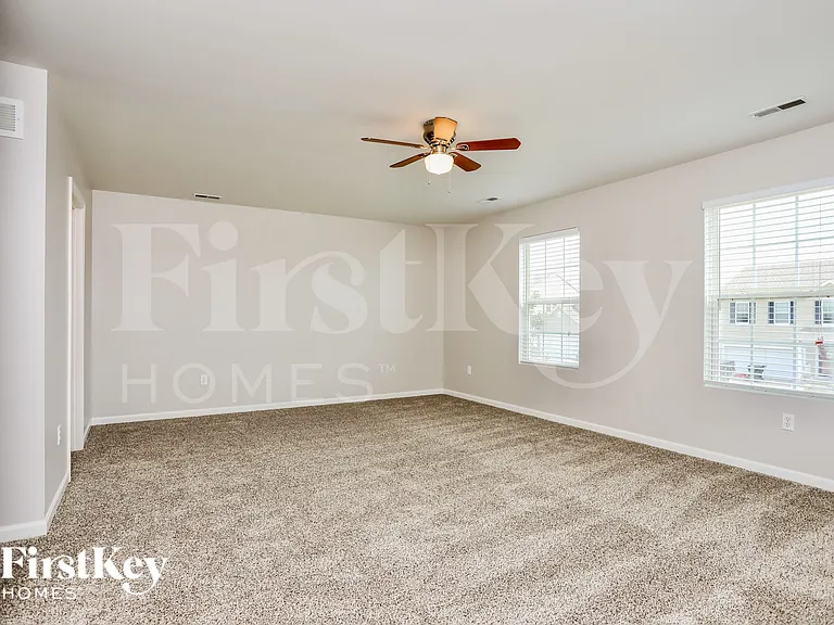 188 Fox Creek Dr — Photo 9