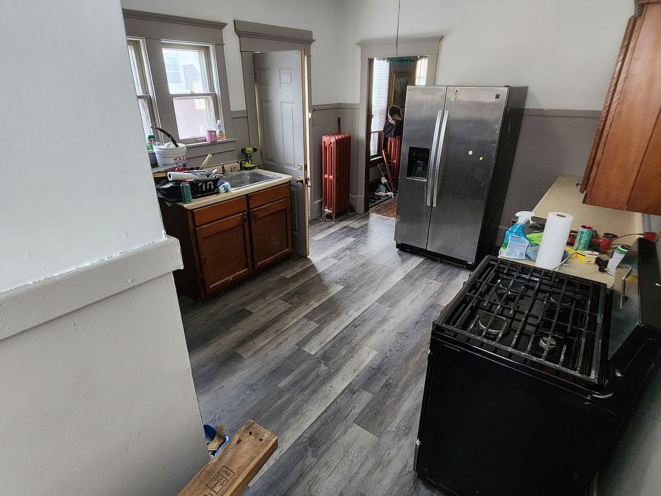 2nd image of 217 S Vermillion St #1