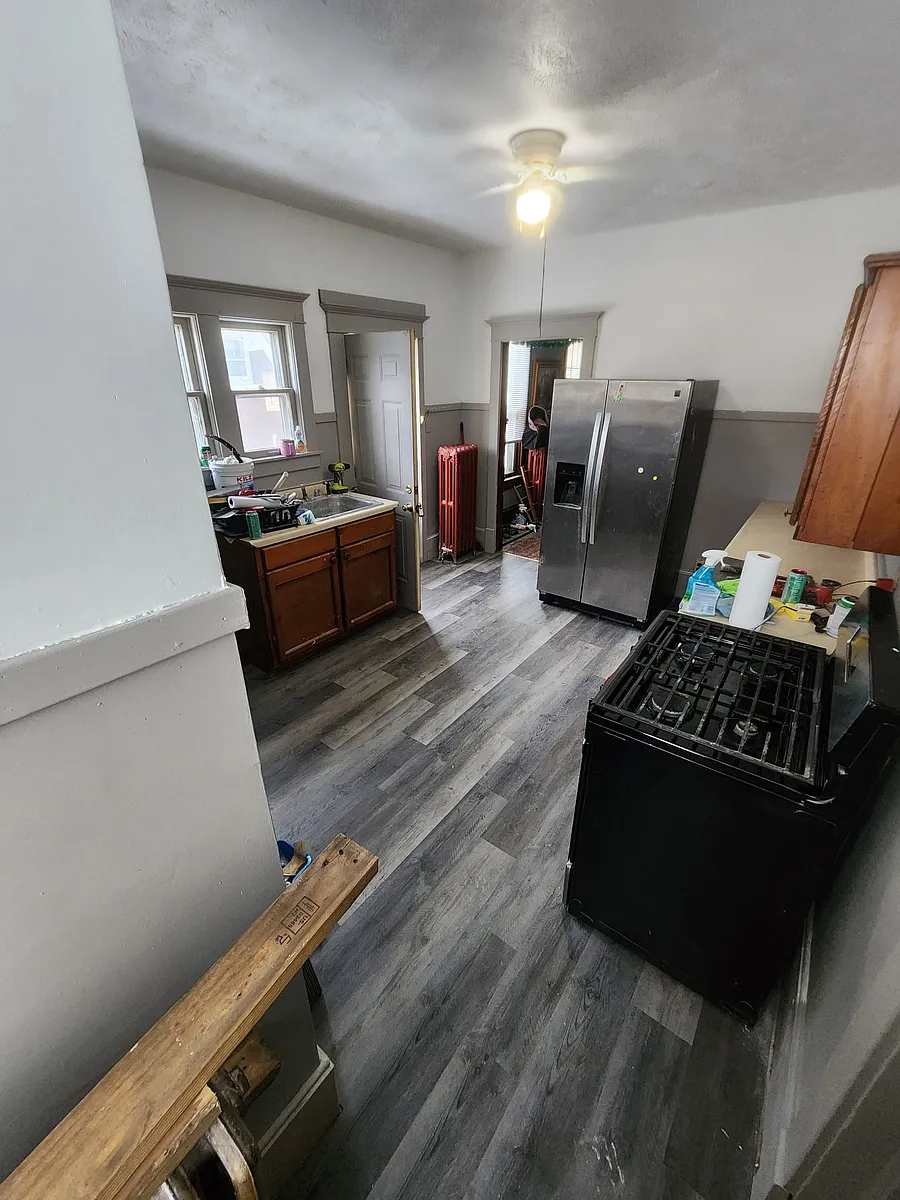 Building Photo - 217 S Vermillion St #1