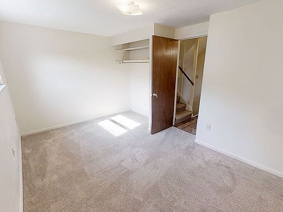 3rd image of 109 Chittenden Ave
