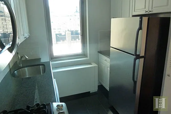 Rented by Halstead Real Estate | media 27