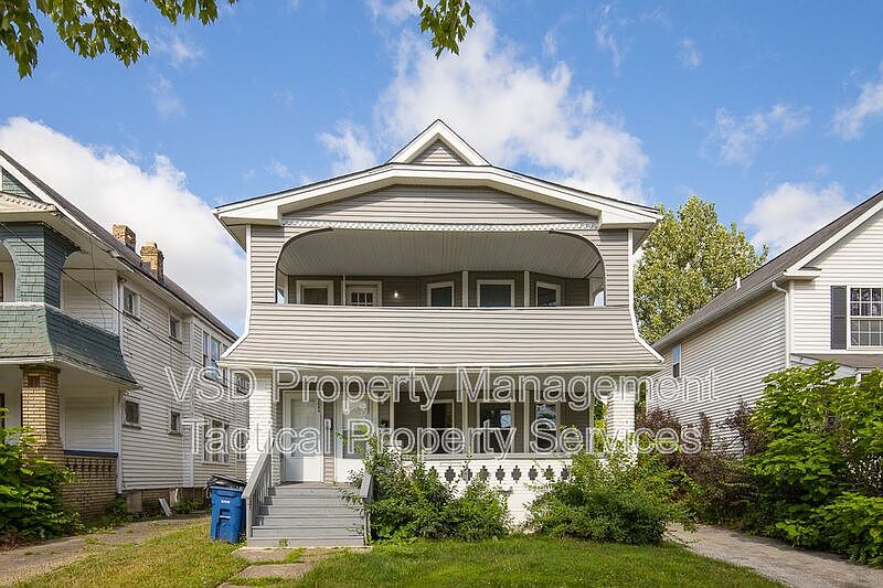 1st image of 3692 E 147th St