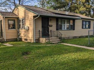 601 Royal Ave, Rockford, IL 61101