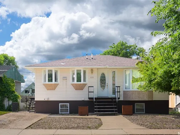 1135 Caribou STREET W, Moose Jaw, SK S6H 2L8