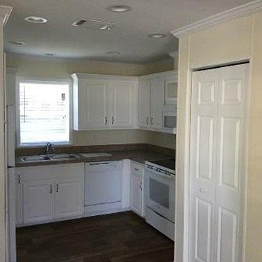 5th image of 925 301 Blvd E Lot 0073