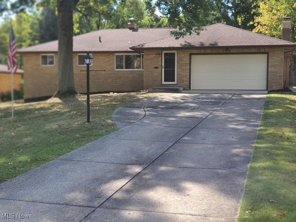 1st image of 2404 Vezber Dr