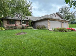 21120 Greenview Rd, Council Bluffs, IA 51503