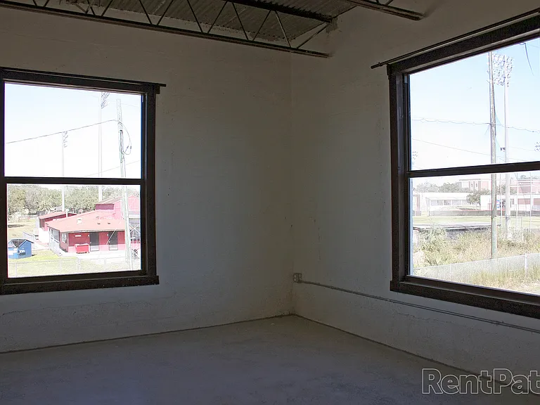Warehouse Lofts — Photo 35
