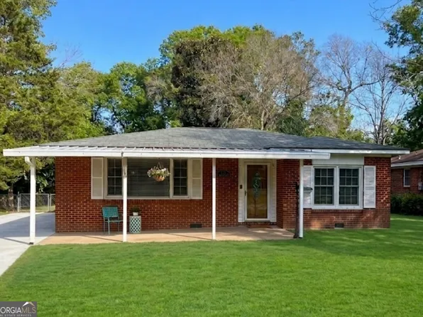 110 Lee St, Centerville, GA 31028