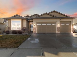 917 E Pascua Dr, Kuna, ID 83634