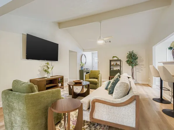 1107 Georgetown St, Arlington, TX 76015