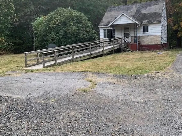 122 Melvin Ln, Beckley, WV 25801