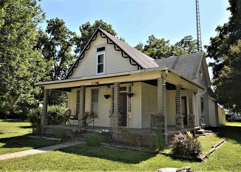 1st image of 4820 Ferret St