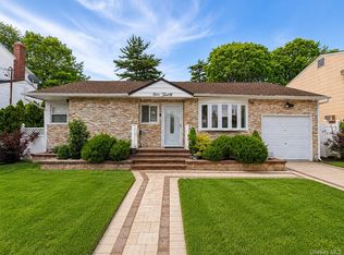 920 Dana Avenue, Valley Stream, NY 11580