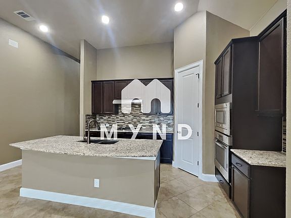 4th image of 21613 Hines Ln