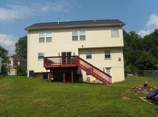 1113 Cottage St SW, Vienna, VA 22180