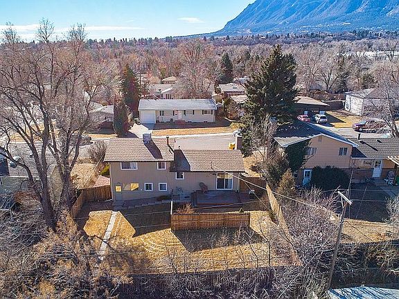 2nd image of 514 Comanche Dr