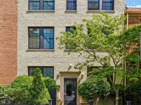 1821 T St NW, Washington, DC 20009