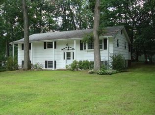7 Churchill St, Nashua, NH 03062