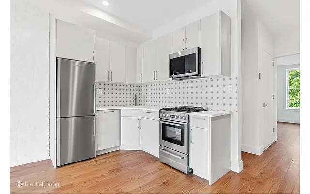 Rented by Douglas Elliman | media 7