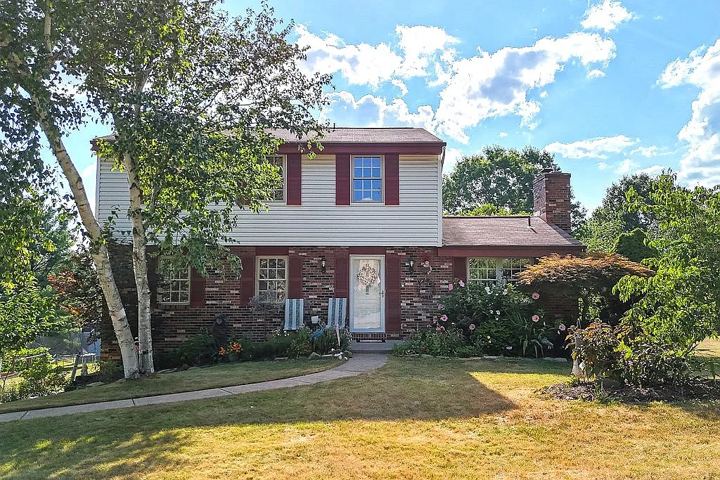 4718 Sherbrooke Ct photo 1