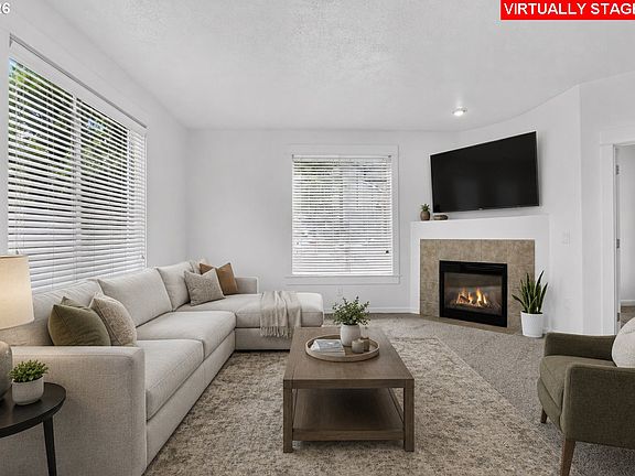 3rd image of 38417 Redwood St
