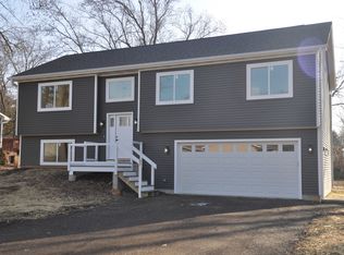 25335 Hilldale Ave, Antioch, IL 60002