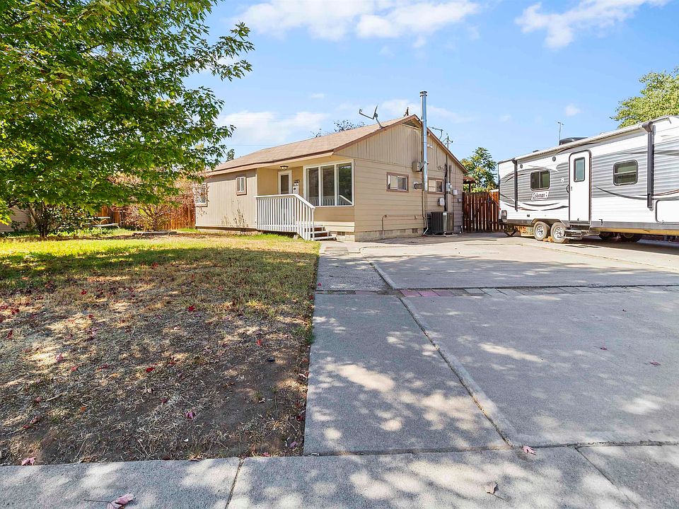 1st image of 1321 Sanford Ave